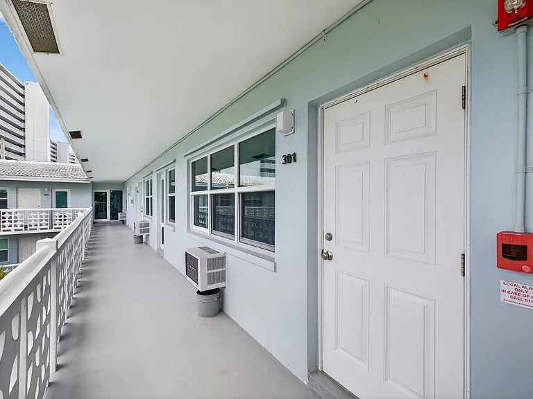 1850 S Ocean Dr #301 — Photo 19
