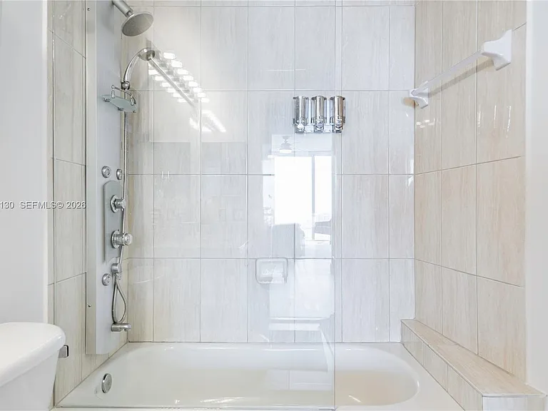 1750 N Bayshore Dr #3914 — Photo 26