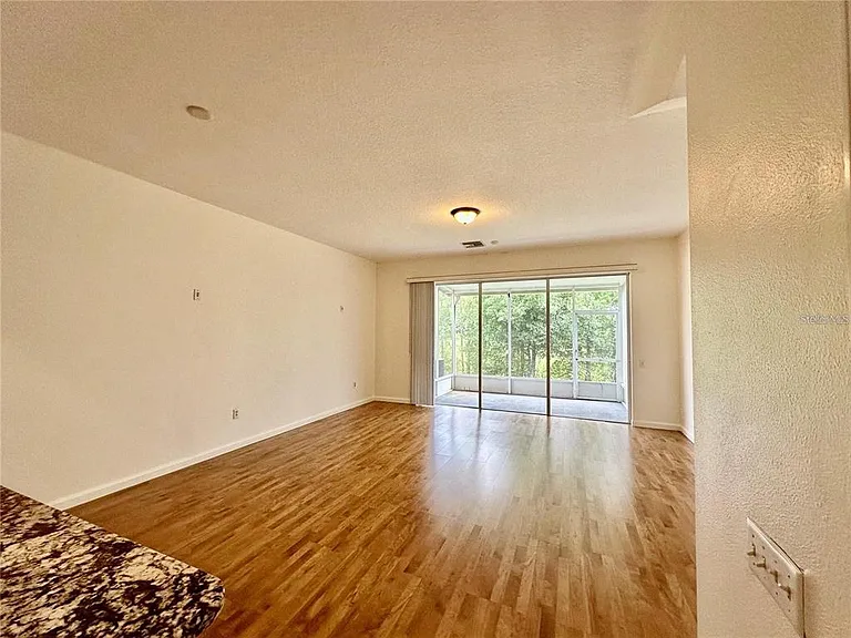 26543 Castleview Way — Photo 11