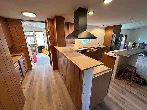4th image of 4824 Kiva Dr