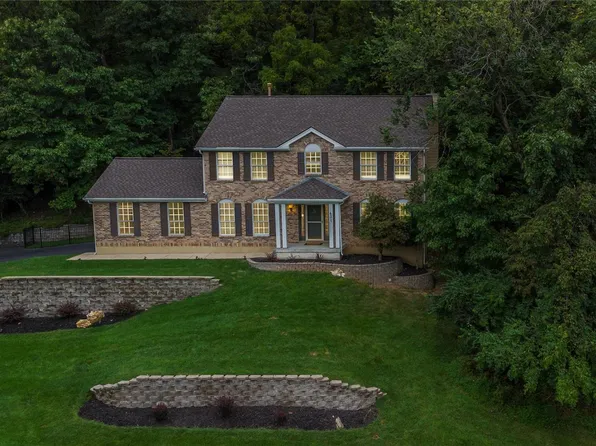 431 Terrington Dr, Ballwin, MO 63021