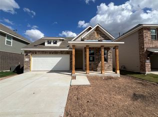 327 Willow Heights Dr, Hutto, TX 78634