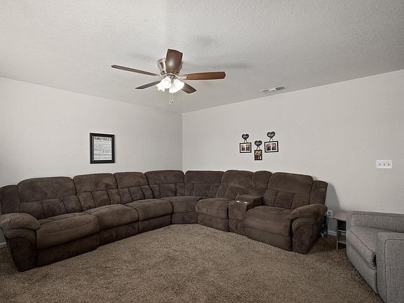 5th image of 20563 Valley Oak Lane