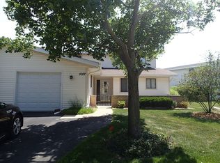 1087 Pinehurst Ln, Schaumburg, IL 60193