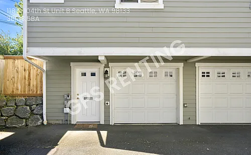 118 N 104th St #B Photo 1