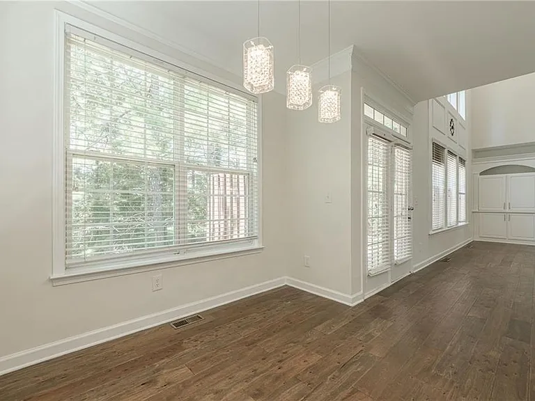 4720 Shiloh Springs Rd — Photo 29