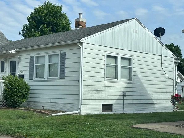 918 14th Ave, Fulton, IL 61252