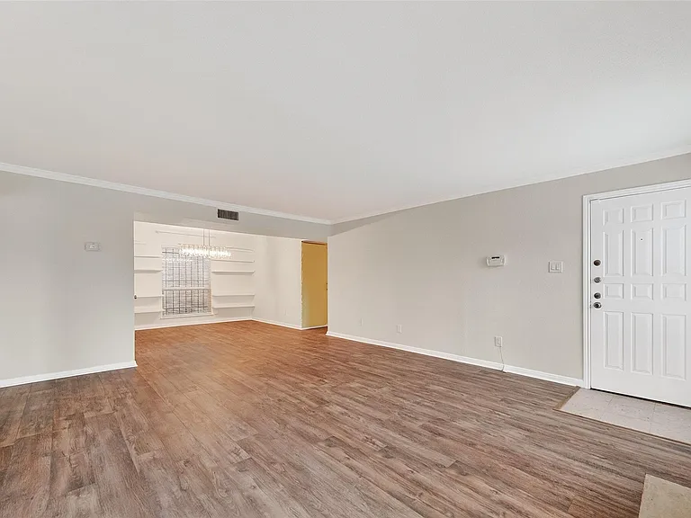 3700 W Clay St #227 — Photo 7