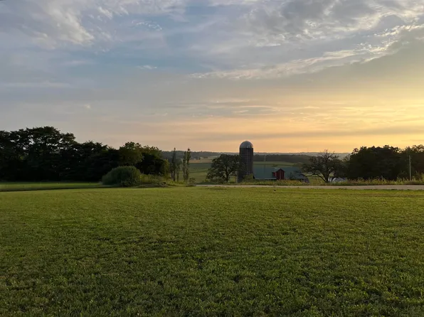 N6828 Karls, Monticello, WI 53570