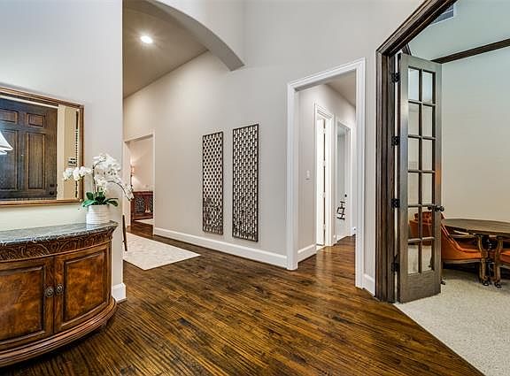 2nd image of 5605 Heron Bay Ln