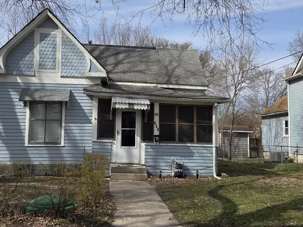 232 Center St, Waterloo, IA 50703