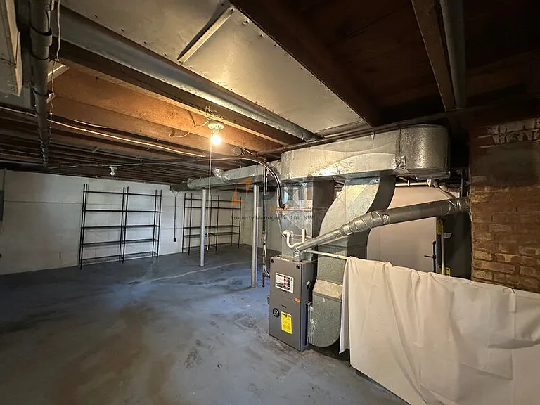 203 Locust St — Photo 15