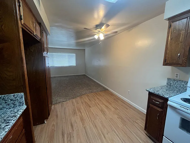 6300 Spice Way — Photo 4