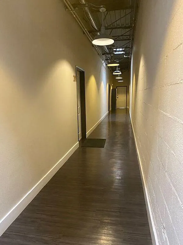 1 bed, 900 sqft, $1,530 — Photo 3