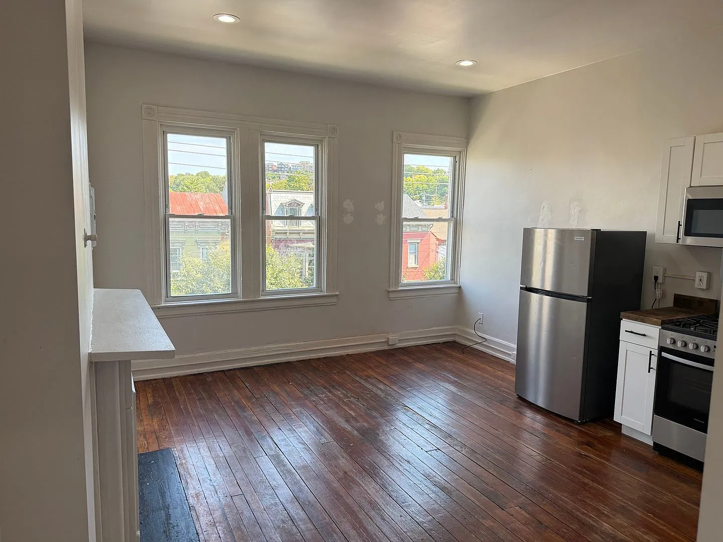 920 Washington Ave — Photo 2