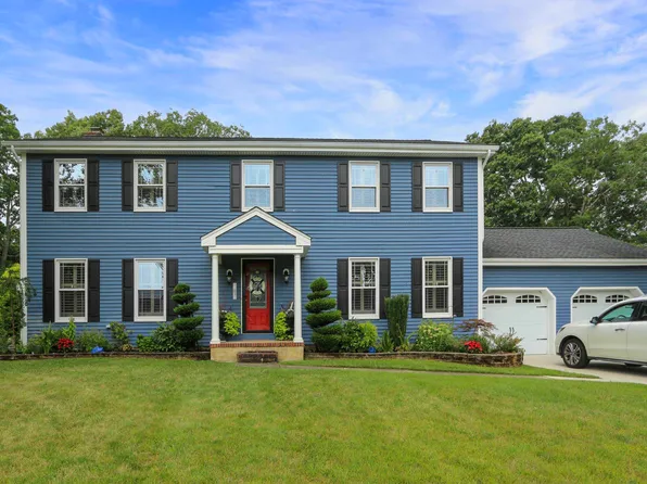 303 Dorchester Dr, Egg Harbor Township, NJ 08234