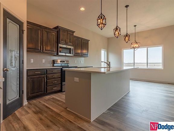 5th image of 5022 N 208th Ave
