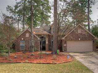 62 N Old Cedar Cir, Spring, TX 77382