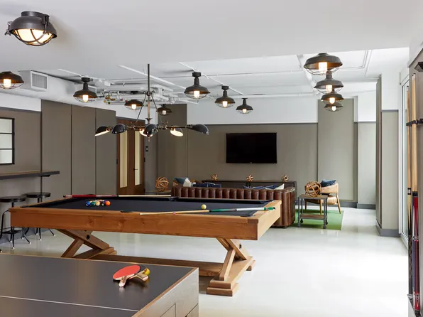 2-14 50th Avenue image 5 of 7