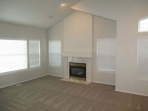 2nd image of 504 Creekside Dr SE