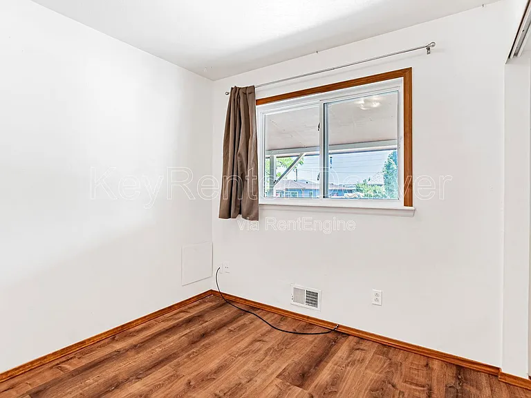 400 Lily Ln — Photo 27