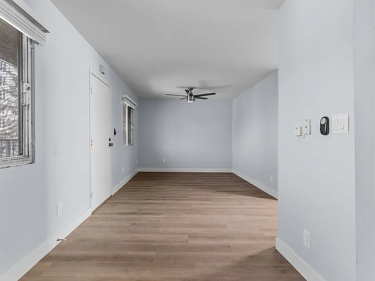 273 South Bonnie Brae — Photo 3