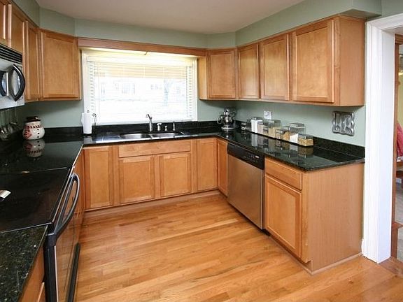 2nd image of 59 E Riverglen Dr