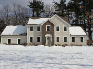 2 Sleigh Ride Ln, Littleton, MA 01460