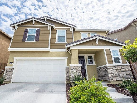 3rd image of 3042 Wading River Way