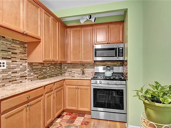 5th image of 465 E Lincoln Ave APT 210