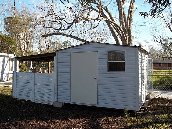 5th image of 4921 Oakdale Dr