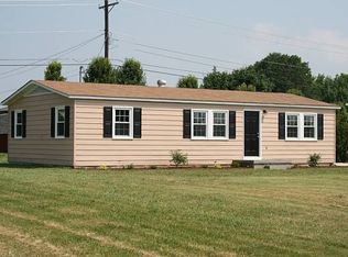 150 Colonial Dr, Christiansburg, VA 24073