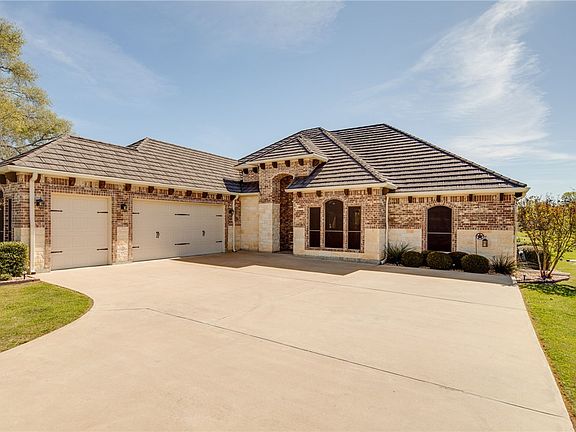 2nd image of 9579 Wales Ct