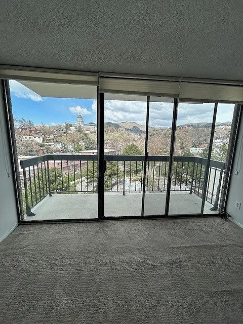 3 bed, 1260 sqft, $3,200 — Photo 4