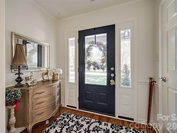 4th image of 2915 Timber Ridge Ln