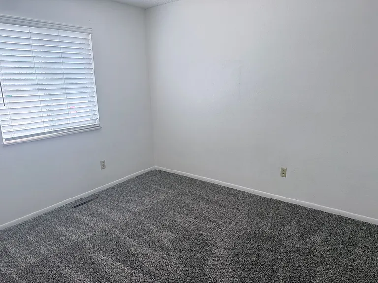 5710 Eldora Dr — Photo 14