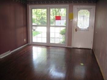 5th image of 190 Elbring Dr