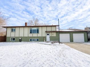 600 23rd Ave NW, Minot, ND 58703