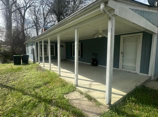 109 W McIver St, Zebulon, NC 27597
