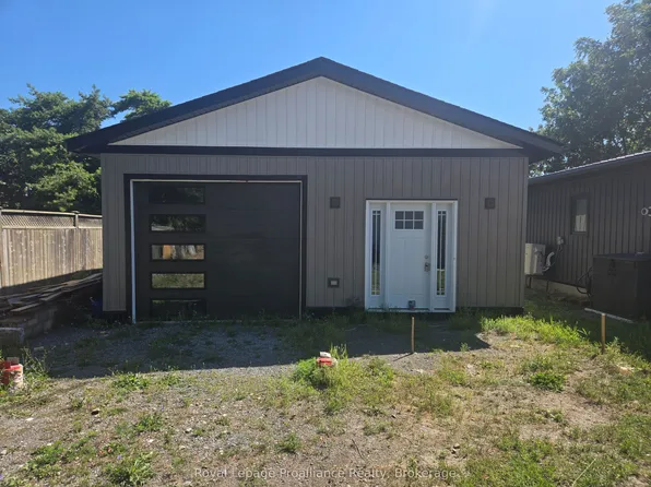 63 Church St S, Belleville, ON K8N 3B5
