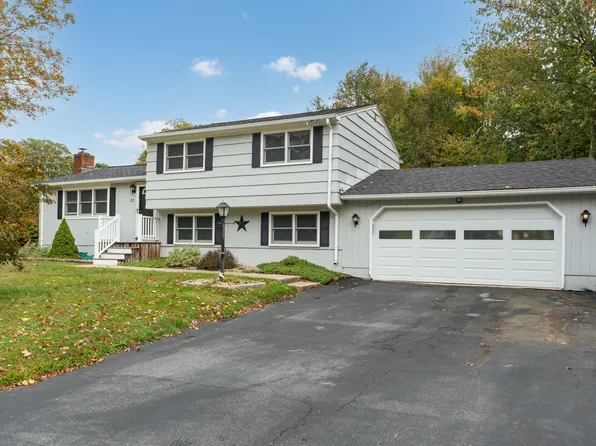 22 Lincoln Road, Clinton, CT 06413