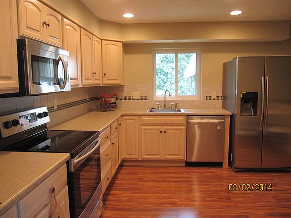 4th image of 2987 Cathy Ln