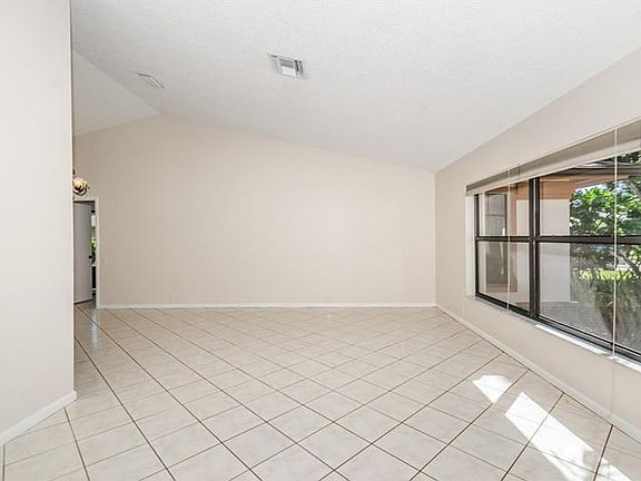 Living Room - Soaring Ceilings