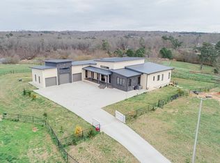 1161 Dee Kennedy Rd, Auburn, GA 30011