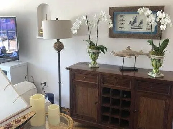 202 Natoma Ave APT A, Santa Barbara, CA 93101