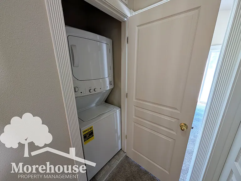 255 Delaware Ave — Photo 17