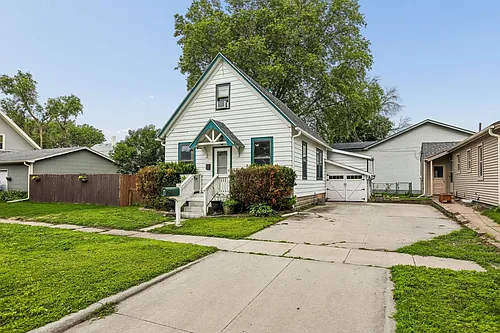 535 N Pebble St Photo 1