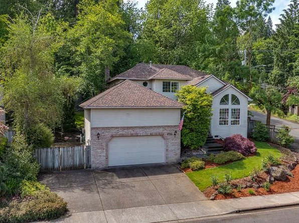 1780 Edge Water Ct, West Linn, OR 97068