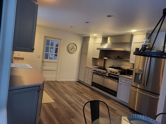 5th image of 6 Buena Vista Ave