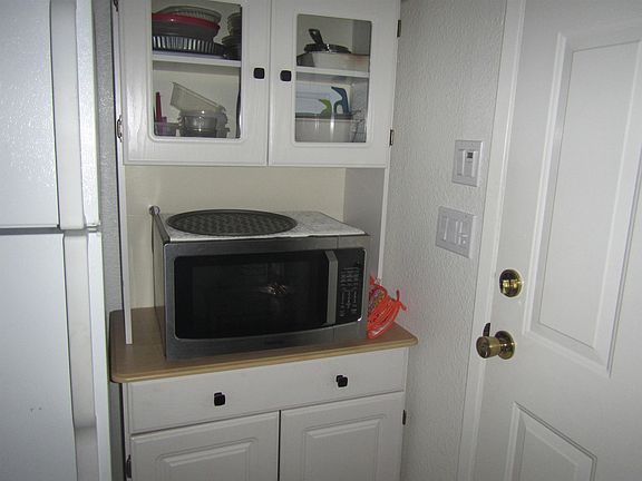 5th image of 13367 E 53rd Ln